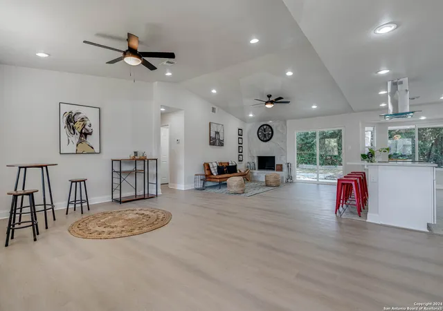 Photo 2 of Sale Pending at 3606 Fred Ross Ln, San Antonio, TX 78228 | MLS# 1851149 | Listing updated on 2025-10-02