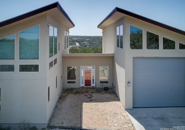Photo 1 of Sale Pending at 1550 Moon View, New Braunfels, TX 78132 | MLS# 1851250 | Listing updated on 2025-10-09