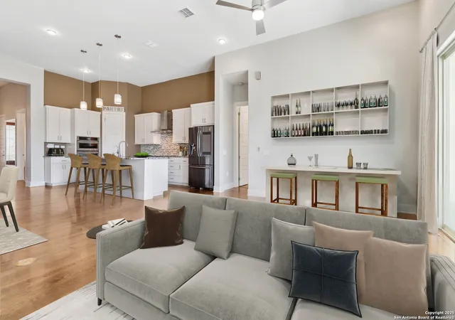 Photo 4 of Sale Pending at 6712 Abarth, San Antonio, TX 78257 | MLS# 1851276 | Listing updated on 2025-10-02