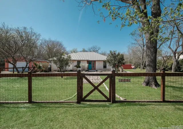 Photo 4 of Single family home for sale at 1438 N Napier Ave, San Antonio, TX 78214 | MLS# 1851497 | Listing updated on 2026-04-07