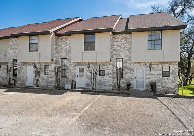 Photo 2 of Condo for sale at 421 Watts #B5, Canyon Lake, TX 78133 | MLS# 1851545 | Listing updated on 2025-12-15