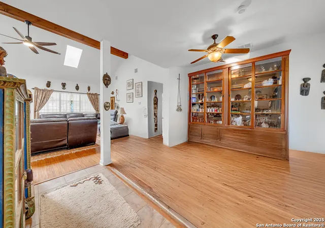 Photo 4 of Single family home for sale at 4530 Winneway Dr, San Antonio, TX 78222 | MLS# 1851860 | Listing updated on 2025-10-01