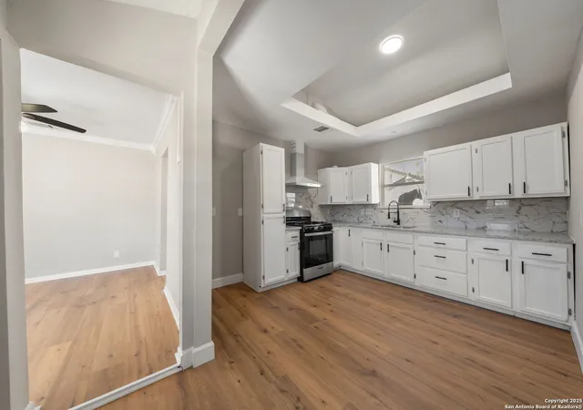 Photo 4 of Sale Pending at 207 Bonnell, San Antonio, TX 78223 | MLS# 1851884 | Listing updated on 2025-08-27