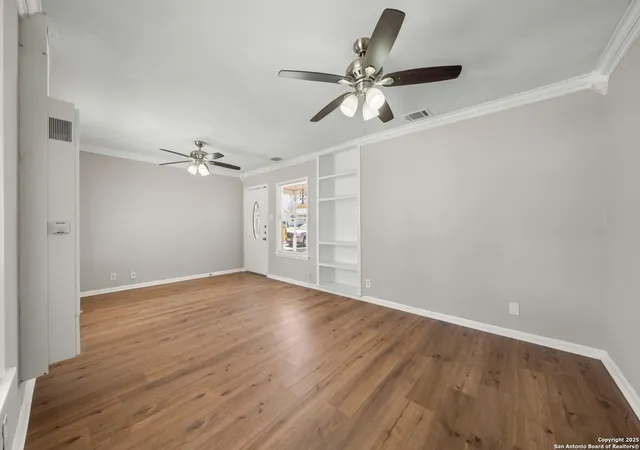 Photo 3 of Sale Pending at 207 Bonnell, San Antonio, TX 78223 | MLS# 1851884 | Listing updated on 2025-08-27