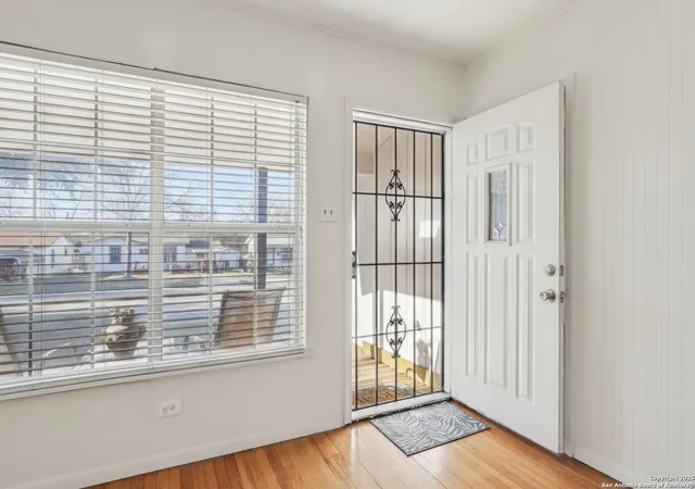 3rd image of 1019 Alexander Hamilton, San Antonio, TX 78228 | MLS# 1851946