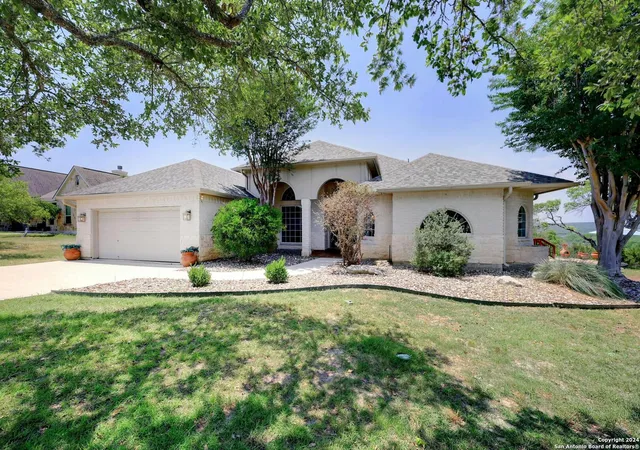 Photo 1 of Single family home for sale at 297 Lantana Mesa, Spring Branch, TX 78070 | MLS# 1852105 | Listing updated on 2025-12-01