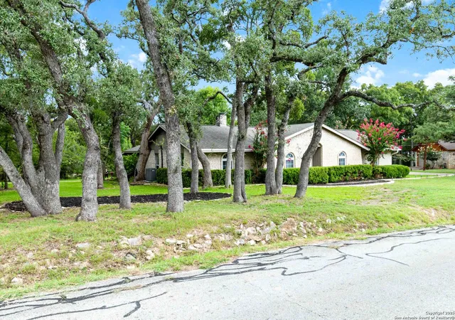 Photo 4 of Single family home for sale at 106 Kildeer, Buda, TX 78610 | MLS# 1852110 | Listing updated on 2026-02-03
