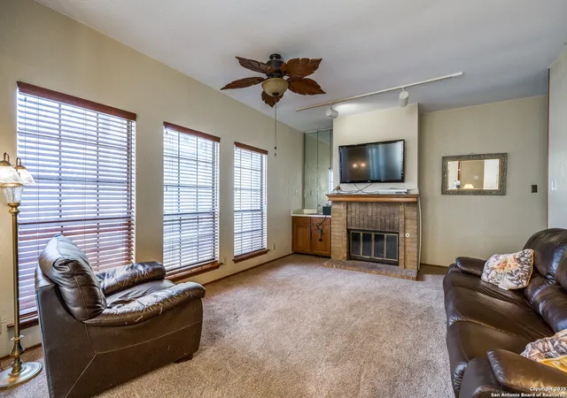 5th image of 8633 Datapoint #227, San Antonio, TX 78229 | MLS# 1852171