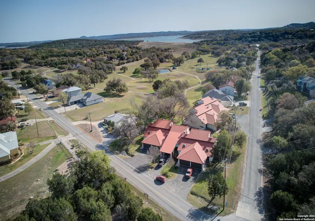 Listing Photo 2 - Condo for sale in building located at 195 Gallagher, Canyon Lake, TX 78133 - Unit #UNIT 18