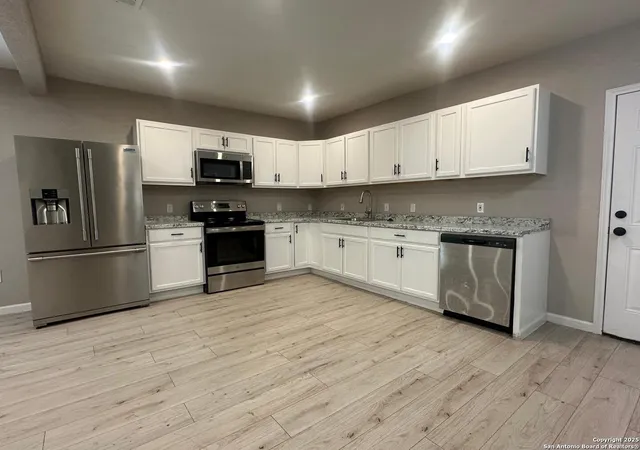 3rd image of 902 San Eduardo, San Antonio, TX 78237 | MLS# 1852326