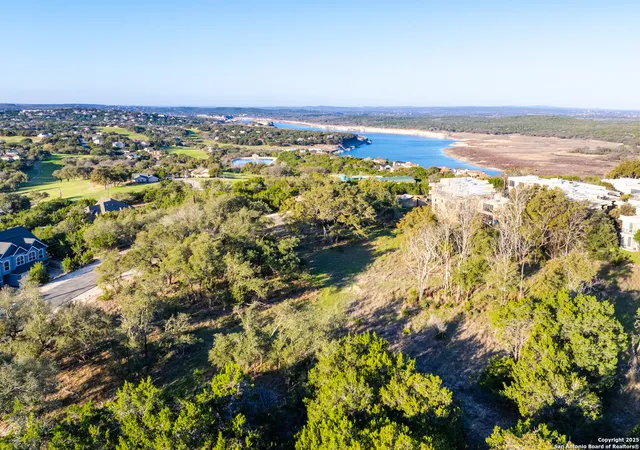 4th image of 5803 Circulo, Lago Vista, TX 78645 | MLS# 1852950