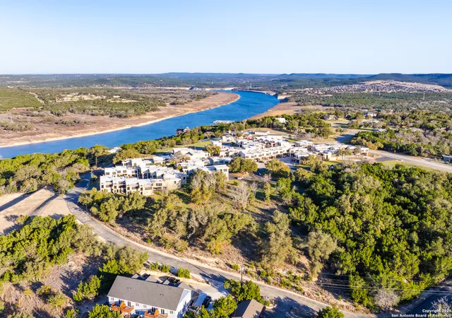 3rd image of 5803 Circulo, Lago Vista, TX 78645 | MLS# 1852950