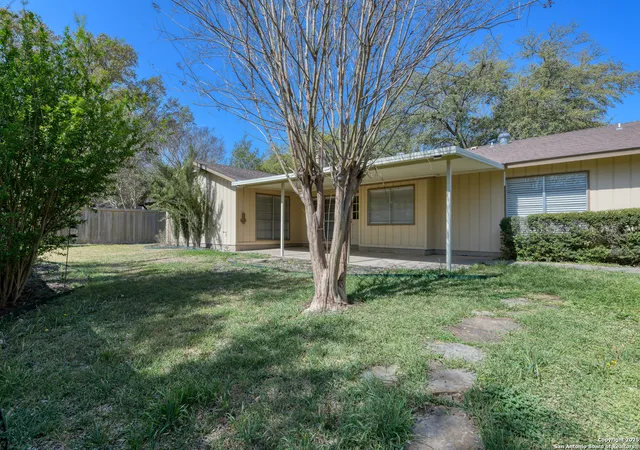 Photo 2 of Sale Pending at 6406 Fox Glen, San Antonio, TX 78247 | MLS# 1852991 | Listing updated on 2025-10-09