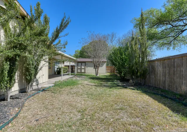 Photo 3 of Sale Pending at 6406 Fox Glen, San Antonio, TX 78247 | MLS# 1852991 | Listing updated on 2025-10-09