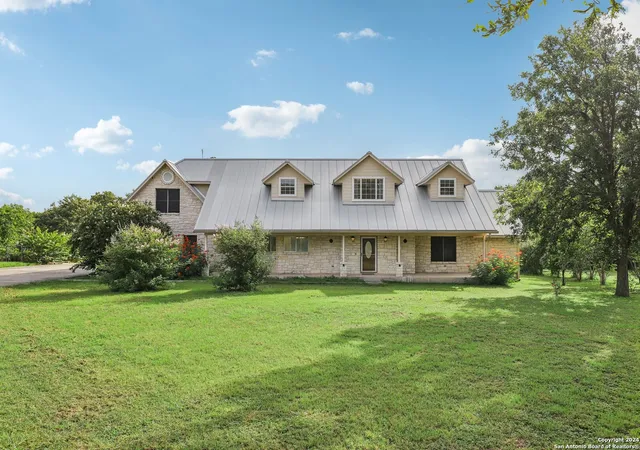 2nd image of 127 Oak Springs, Seguin, TX 78155 | MLS# 1853100