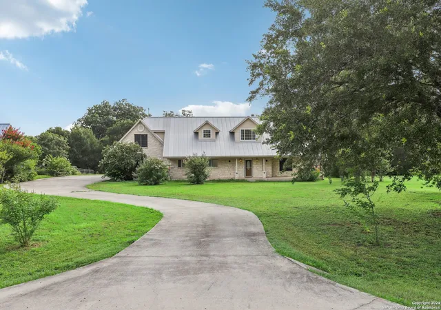 3rd image of 127 Oak Springs, Seguin, TX 78155 | MLS# 1853100
