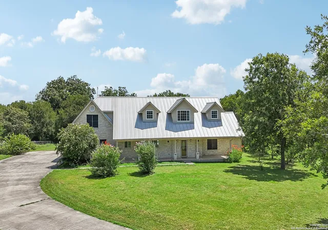 4th image of 127 Oak Springs, Seguin, TX 78155 | MLS# 1853100