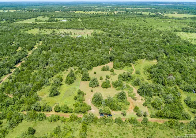 4th image of 10791 Roy Road, Flatonia, TX 78941 | MLS# 1853156