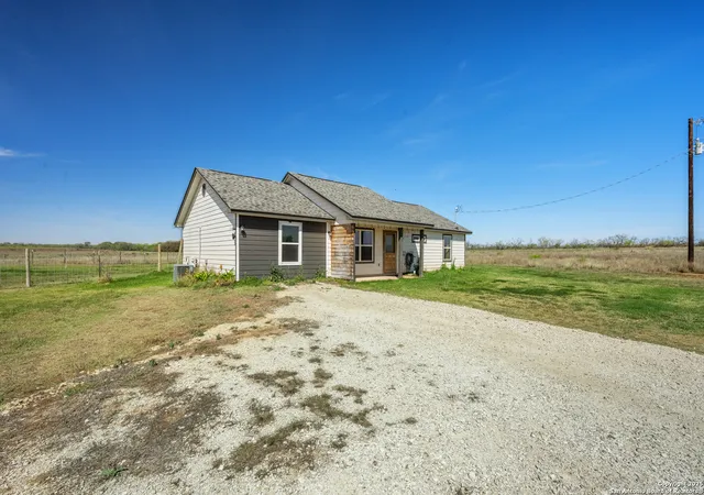 Photo 3 of Sale Pending at 1777 Ernst, Pleasanton, TX 78064 | MLS# 1853295 | Listing updated on 2026-02-24