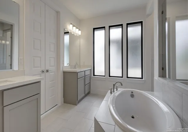 Photo 3 of Sale Pending at 10719 Saleh Cor, San Antonio, TX 78224 | MLS# 1853344 | Listing updated on 2025-09-15