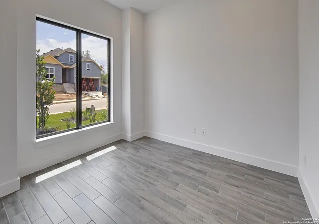 Photo 4 of Sale Pending at 10719 Saleh Cor, San Antonio, TX 78224 | MLS# 1853344 | Listing updated on 2025-09-15