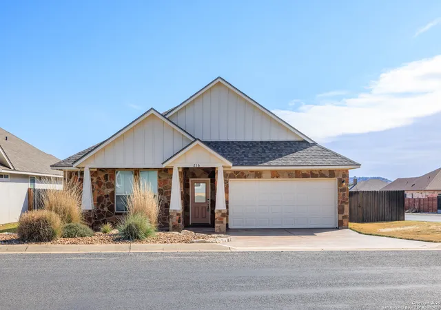 Photo 3 of Single family home for sale at 216 Riley, Fredericksburg, TX 78624 | MLS# 1853402 | Listing updated on 2025-08-28