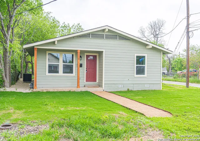Photo 2 of Single family home for sale at 1118 Saint James, San Antonio, TX 78202 | MLS# 1853498 | Listing updated on 2026-02-04