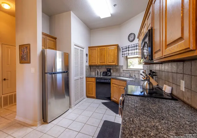 Photo 4 of Condo for sale at 20 Tapatio Dr E #310, Boerne, TX 78006 | MLS# 1853717 | Listing updated on 2025-10-27