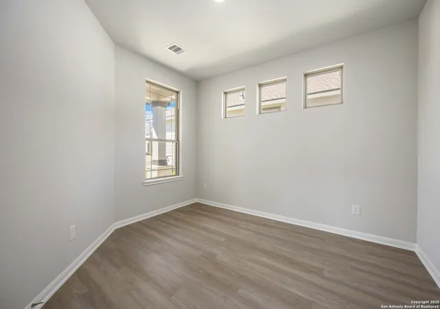 Photo 3 of Sale Pending at 222 Ashley Loop, San Antonio, TX 78221 | MLS# 1853778 | Listing updated on 2026-01-12