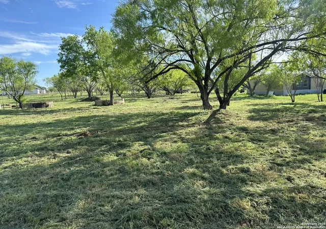 3rd image of 148 County Road 2667, Devine, TX 78016 | MLS# 1853856