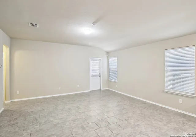 Photo 4 of Single family home for sale at 7019 Aphrodite Mist, San Antonio, TX 78252 | MLS# 1853858 | Listing updated on 2025-11-11