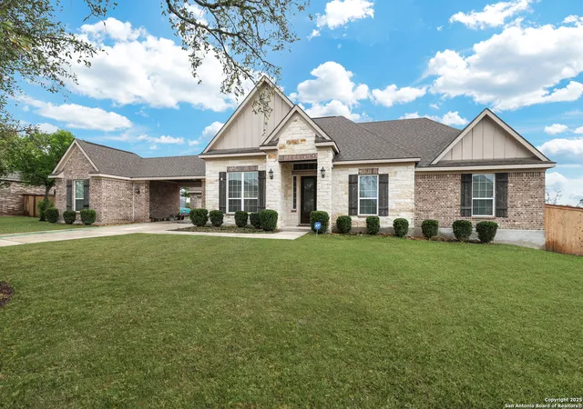 Photo 3 of Single family home for sale at 269 Big Bend, Castroville, TX 78009 | MLS# 1854043 | Listing updated on 2025-10-27