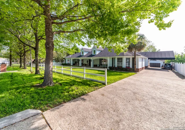 4th image of 7226 N Vandiver Rd, San Antonio, TX 78209 | MLS# 1854242