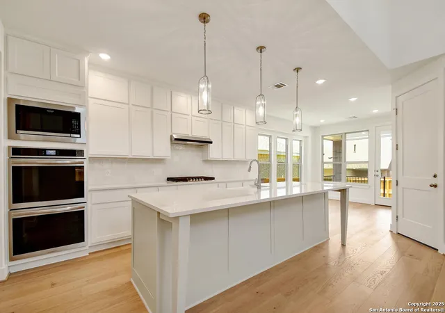 2nd image of 1822 Nettletree, New Braunfels, TX 78132 | MLS# 1854350