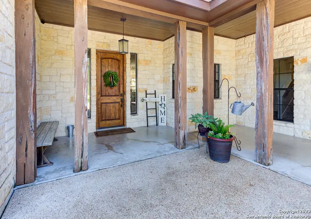 Photo 2 of Single family home for sale at 178 Ridge Country, New Braunfels, TX 78132 | MLS# 1854388 | Listing updated on 2025-10-17