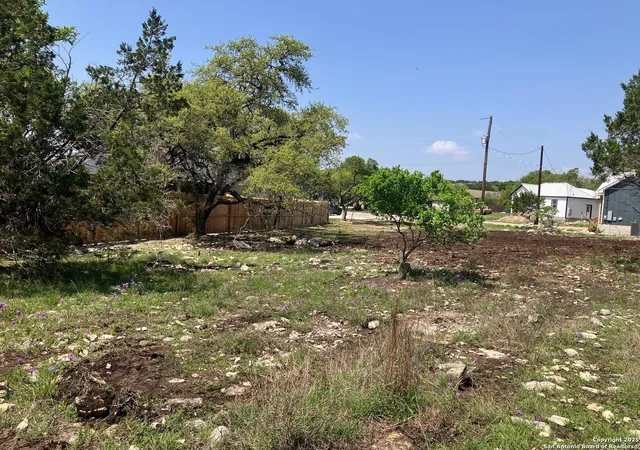Photo 3 of Sale Pending at 1652 Bob White, Spring Branch, TX 78070 | MLS# 1854457 | Listing updated on 2026-04-16