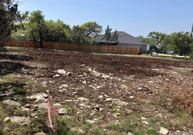 Photo 4 of Sale Pending at 1652 Bob White, Spring Branch, TX 78070 | MLS# 1854457 | Listing updated on 2026-04-16