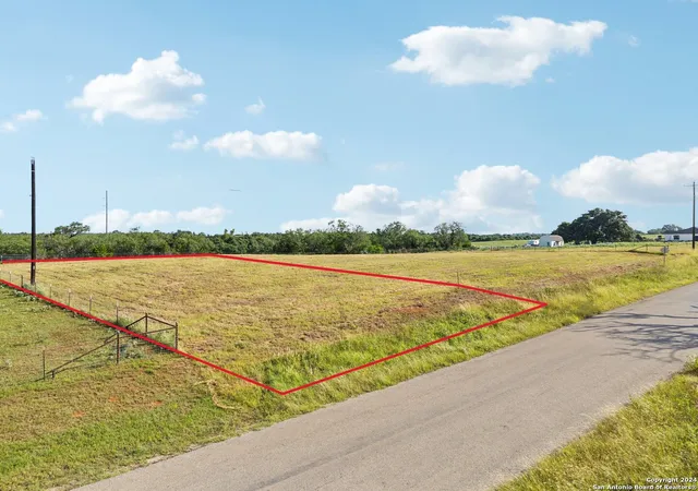 2nd image of 573 County Road 405, Floresville, TX 78114 | MLS# 1854489