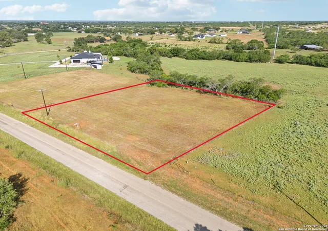 3rd image of 593 County Road 405, Floresville, TX 78114 | MLS# 1854490