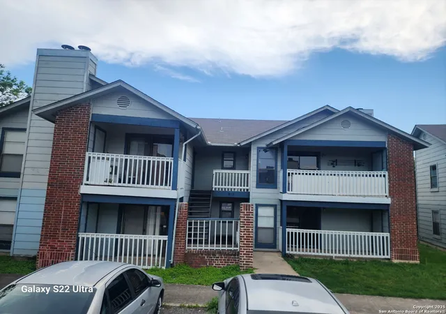 2nd image of 812 Station St, Converse, TX 78109 | MLS# 1854692