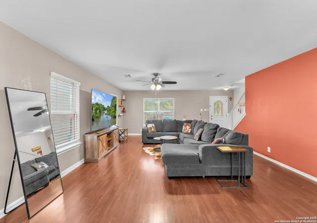4th image of 8530 Park Olympia, Universal City, TX 78148 | MLS# 1854729