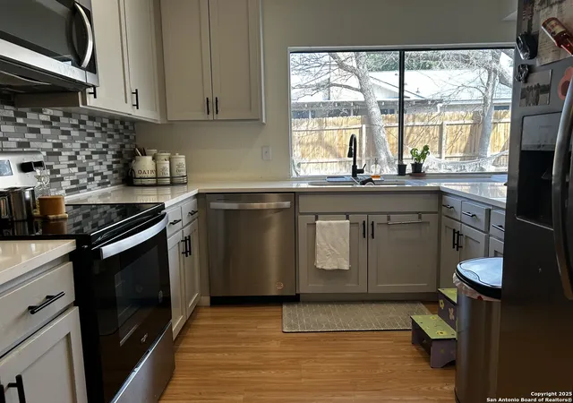 Photo 2 of Single family home for sale at 4619 La Loma, San Antonio, TX 78233 | MLS# 1854765 | Listing updated on 2025-11-15