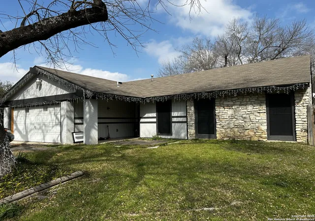 Photo 1 of Single family home for sale at 4619 La Loma, San Antonio, TX 78233 | MLS# 1854765 | Listing updated on 2025-11-15