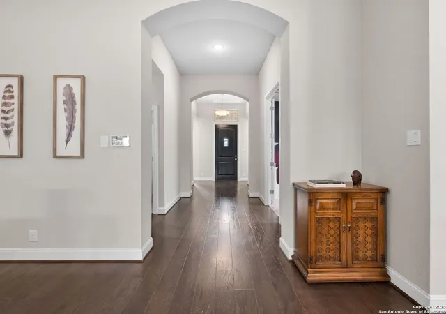 2nd image of 997 Carriage Loop, New Braunfels, TX 78132 | MLS# 1854928