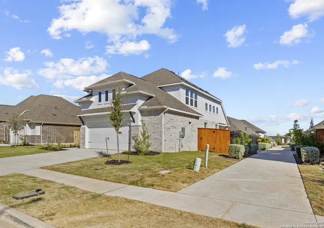 2nd image of 1848 Bighorn Trail, New Braunfels, TX 78132 | MLS# 1854935