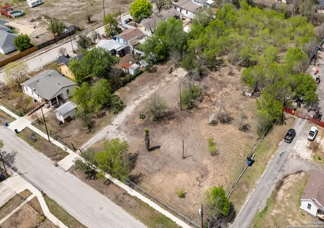 Photo 3 of Land for sale at 667 W Petaluma, San Antonio, TX 78221 | MLS# 1855096 | Listing updated on 2025-10-27