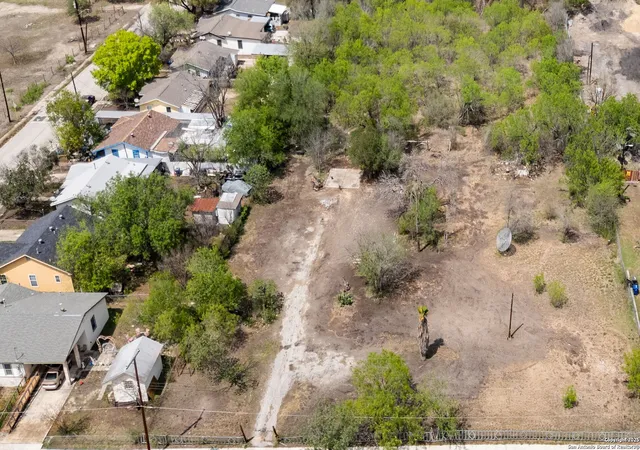 Photo 4 of Land for sale at 667 W Petaluma, San Antonio, TX 78221 | MLS# 1855096 | Listing updated on 2025-10-27