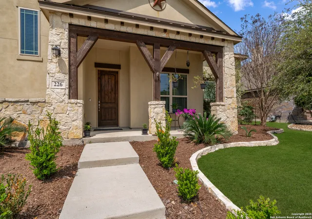 Photo 2 of Sale Pending at 226 Champion Blvd, Boerne, TX 78006 | MLS# 1855179 | Listing updated on 2025-11-26