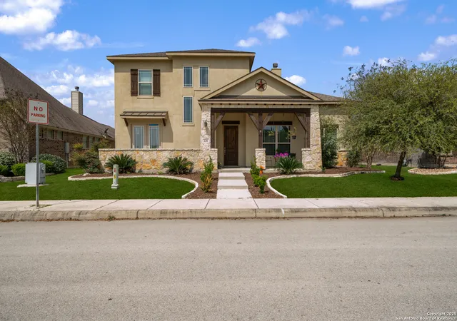 Photo 3 of Sale Pending at 226 Champion Blvd, Boerne, TX 78006 | MLS# 1855179 | Listing updated on 2025-11-26