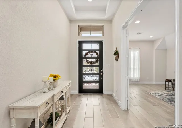Photo 3 of Sale Pending at 9024 Beacon Ridge, San Antonio, TX 78255 | MLS# 1855184 | Listing updated on 2025-11-03